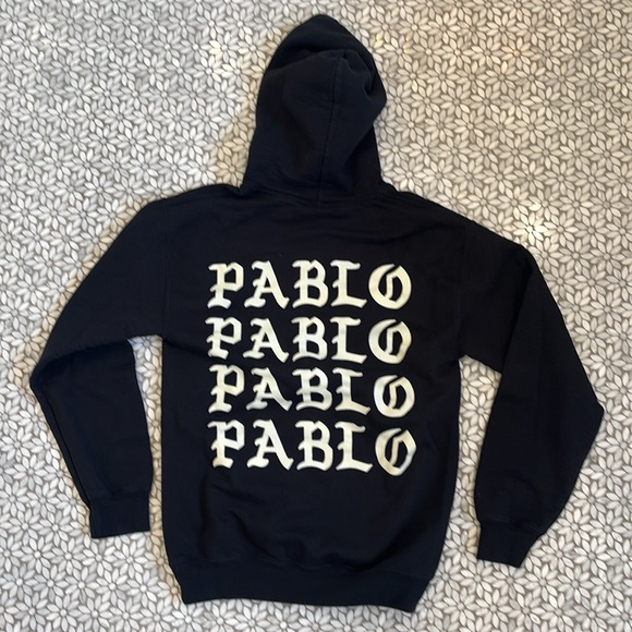 Unisex Kanye West Saint Pablo Paris‎ Tour Hoodie in Black, Size Small - Picture 1 of 6